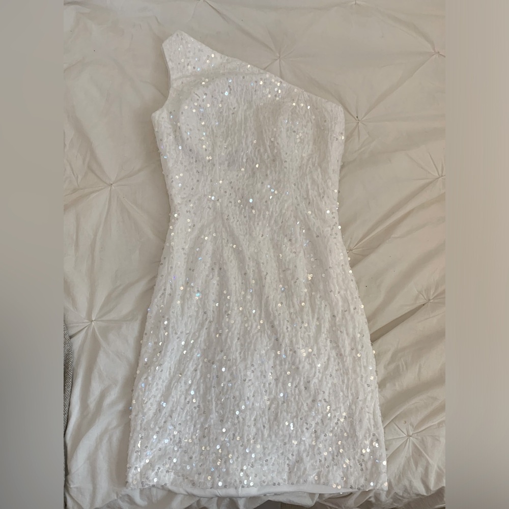 white sequin dress!!